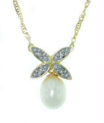 White Pearl and Diamond 14K Gold Necklacewhite 
