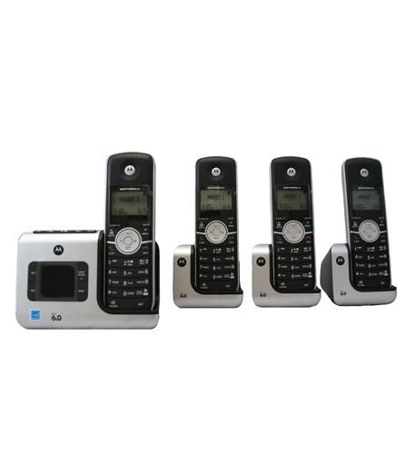 Motorola DECT 6.0 with 4 Handsets